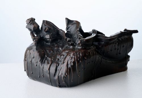 Drip Lick sculpture by Ioanna Thymianidis