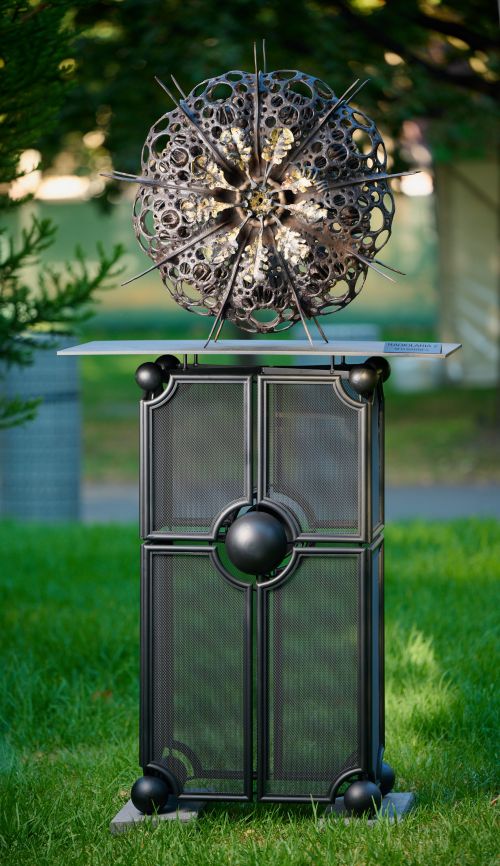 Radiolaria 2 sculpture by Mike Barnes