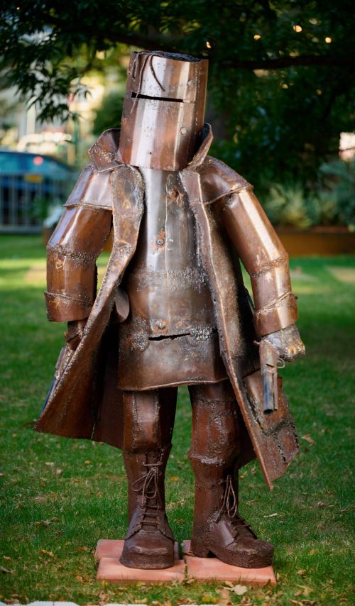 Ned Kelly sculpture by Michael Taylor