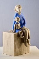 Waiting together for the Home coming