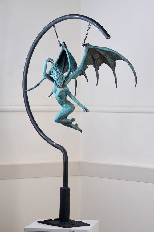 Gargoyl girl sculpture by Squirrel Bowald