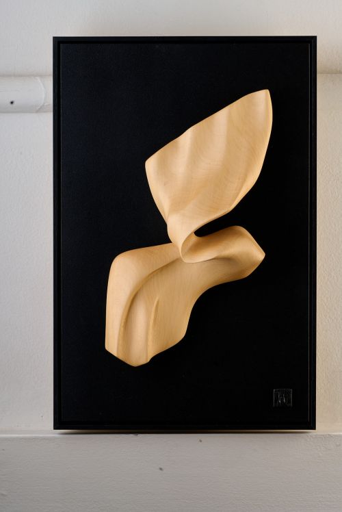 Boundless Horizons sculpture by Tania Hungerford