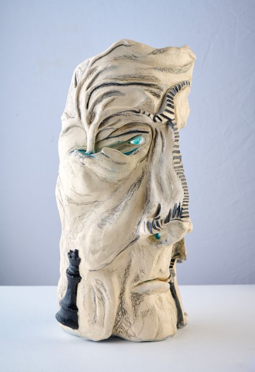 She is the queen sculpture by Elnaz Nourizadeh