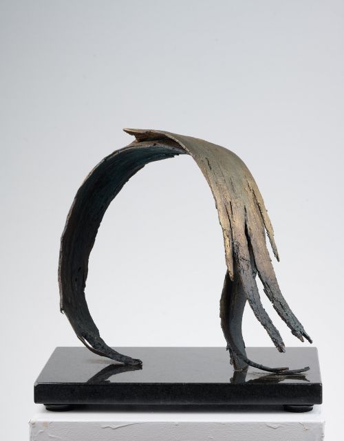 Vestige sculpture by Neil Tait